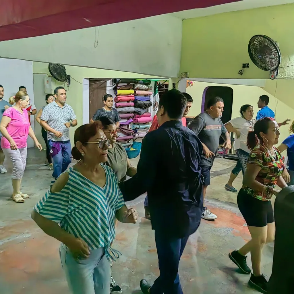 ACADEMIA DE SALSA. Veracruz