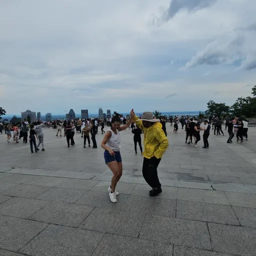 Bachata Salsa Montréal. Laval