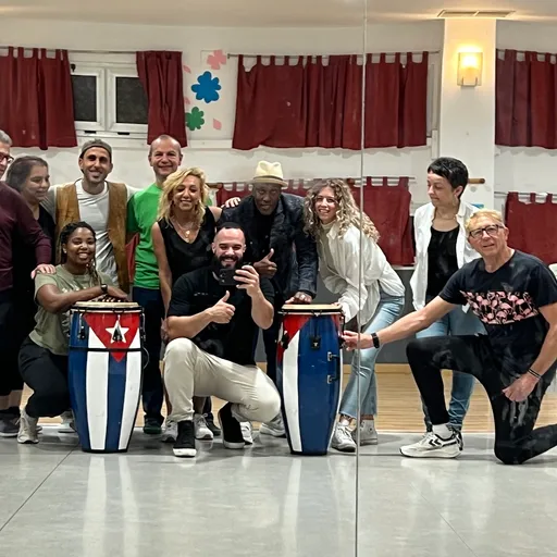 Salsa y Breaking - Academia baile "EOTO MLG". Málaga