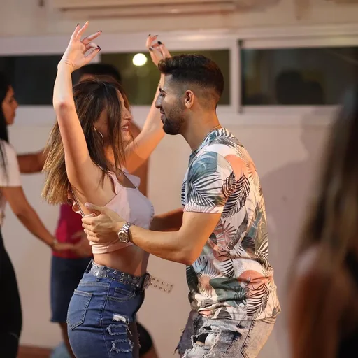 Rise Bachata רייז בצ׳אטה. Petah Tikva