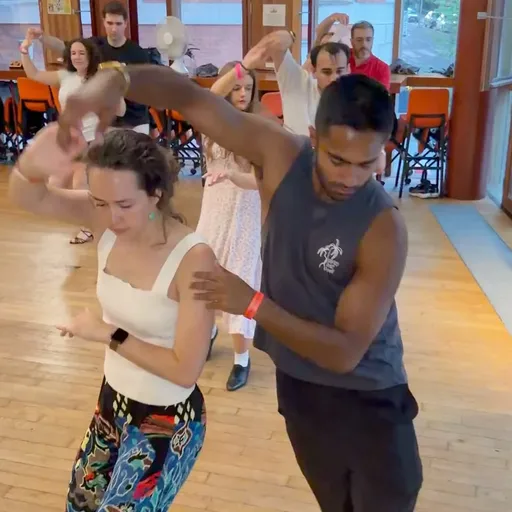 Salsa Tropical London-Workshops. Londres
