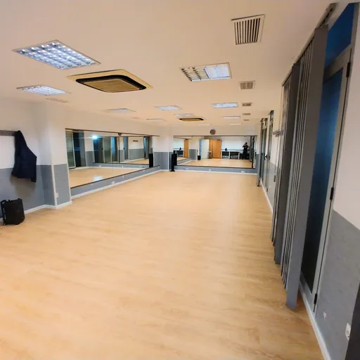 El Boquerón Latino. Clases de salsa bachata kizomba.. Málaga