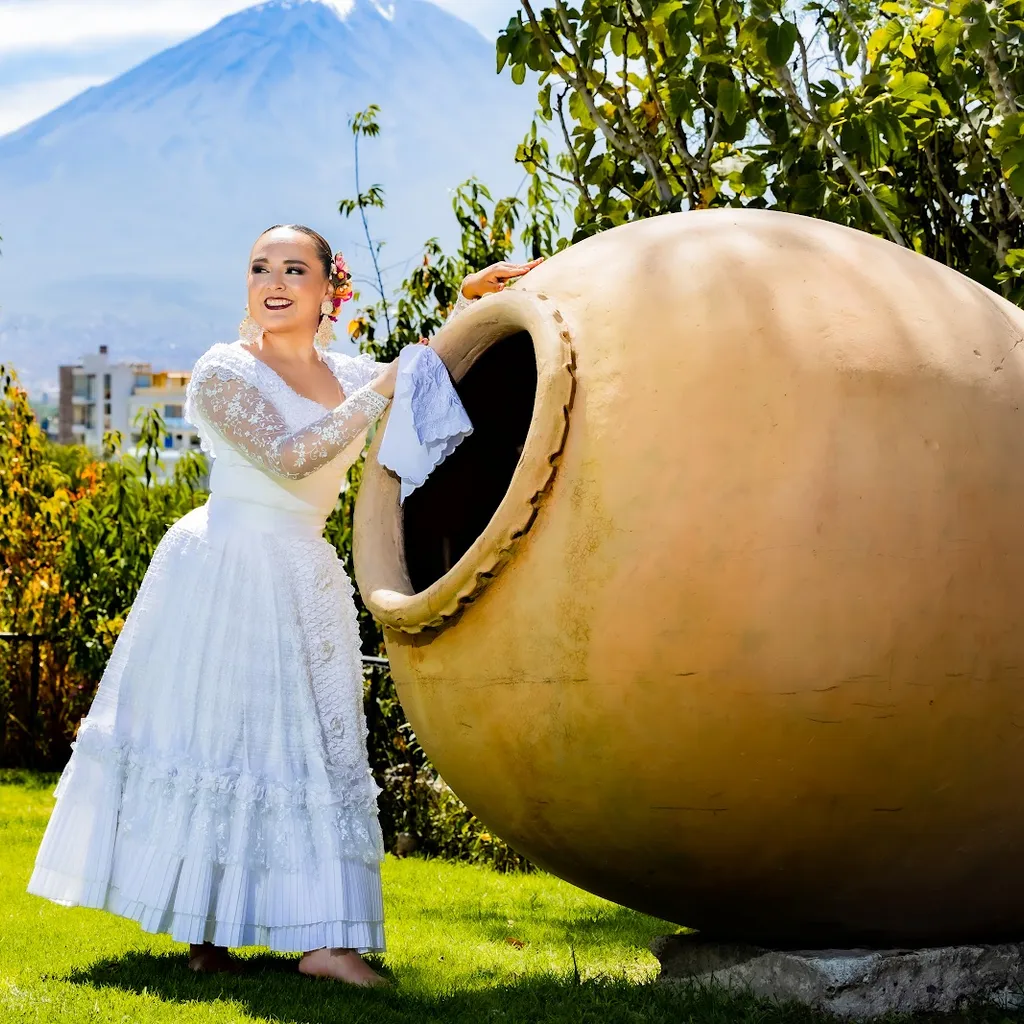 ACADEMIA DE MARINERA AMOR POR EL PERU SEDE MIRAFLORES. Miraflores, Arequipa
