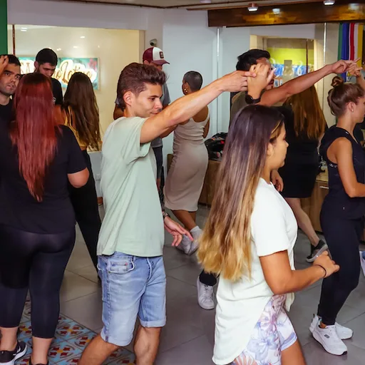 Casa Ritmo Latino / Salsa and Bachata Classes. Medellín