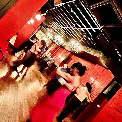 Annapolis Tango, Fábrica Tango. Millersville