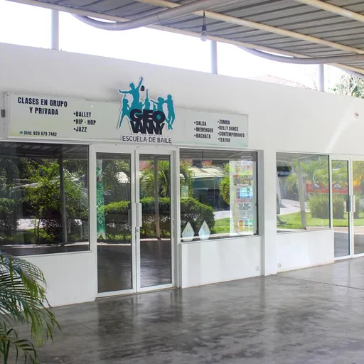 Geovanny De Los Santos Escuela de Baile. Las Terrenas