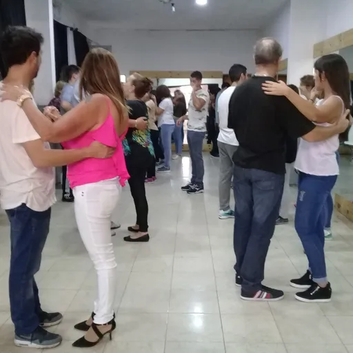 LA TIMBA - Clases de Salsa y Bachata en Rosario. Rosario