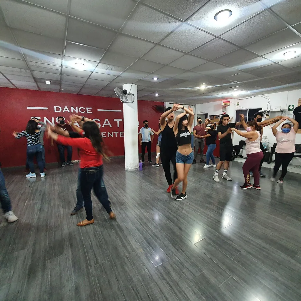 EnsalsateQ Dance Center. Santiago de Querétaro, Querétaro