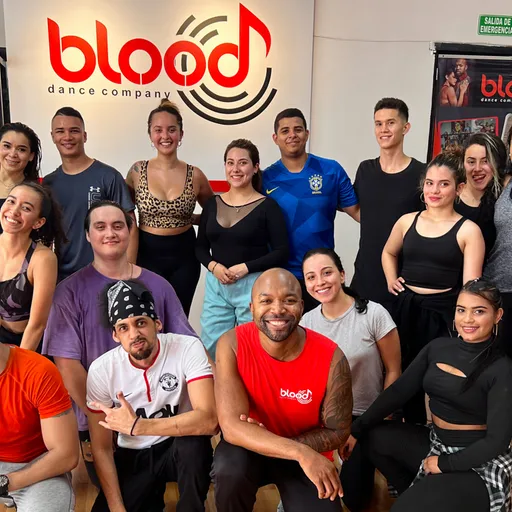 Salsa Classes - Blood Dance Company Guayabal. Medellín