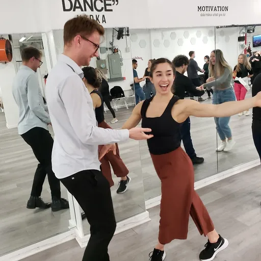 Nieves Latin Dance Studio. Brooklyn
