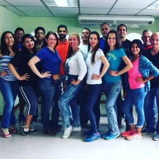 Academia Elegant Dance. Caracas