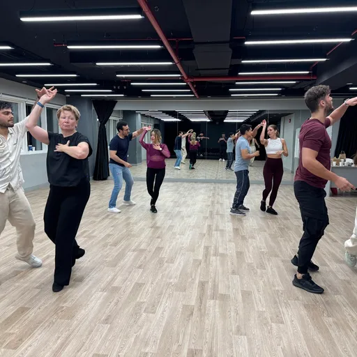 Jonathan Professional Dance Coach (Papi J). Abu Dhabi