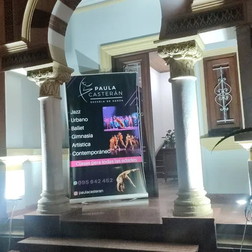 Escuela de Danza Paula Casterán. Montevideo