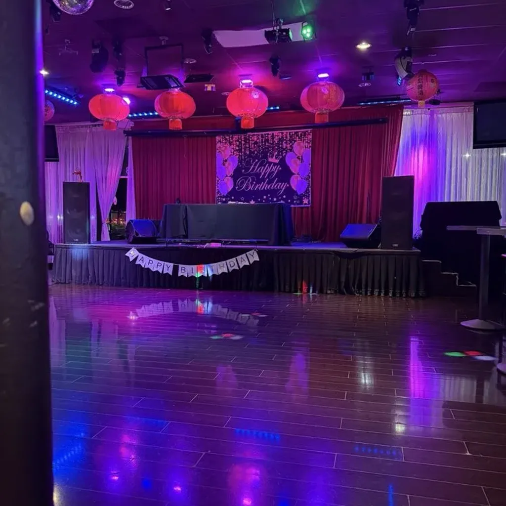 Chinaland. Oxnard, CA