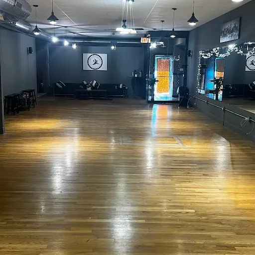 Latin Techniques Dance Studio. Chicago