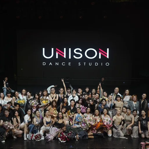Unison Dance Studio. Hà Nội
