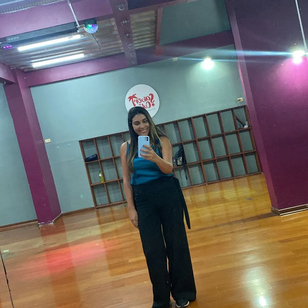 Escuela de Salsa y Bachata Sabor a Cuba. Valparaíso