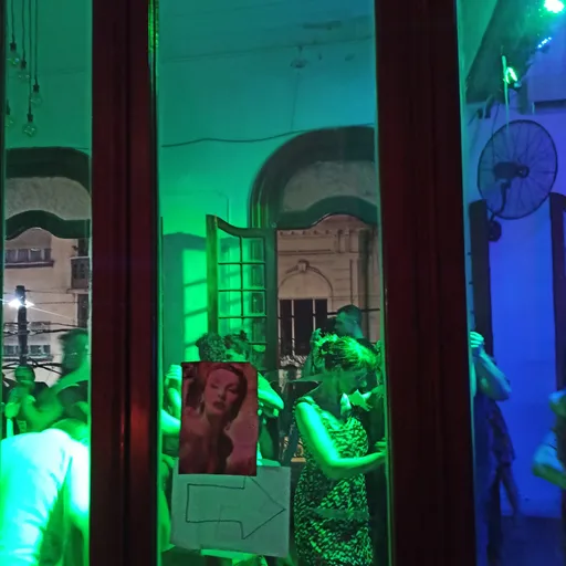La Chiquita Tango - Clases de tango y práctica. Cdad. Autónoma de Buenos Aires