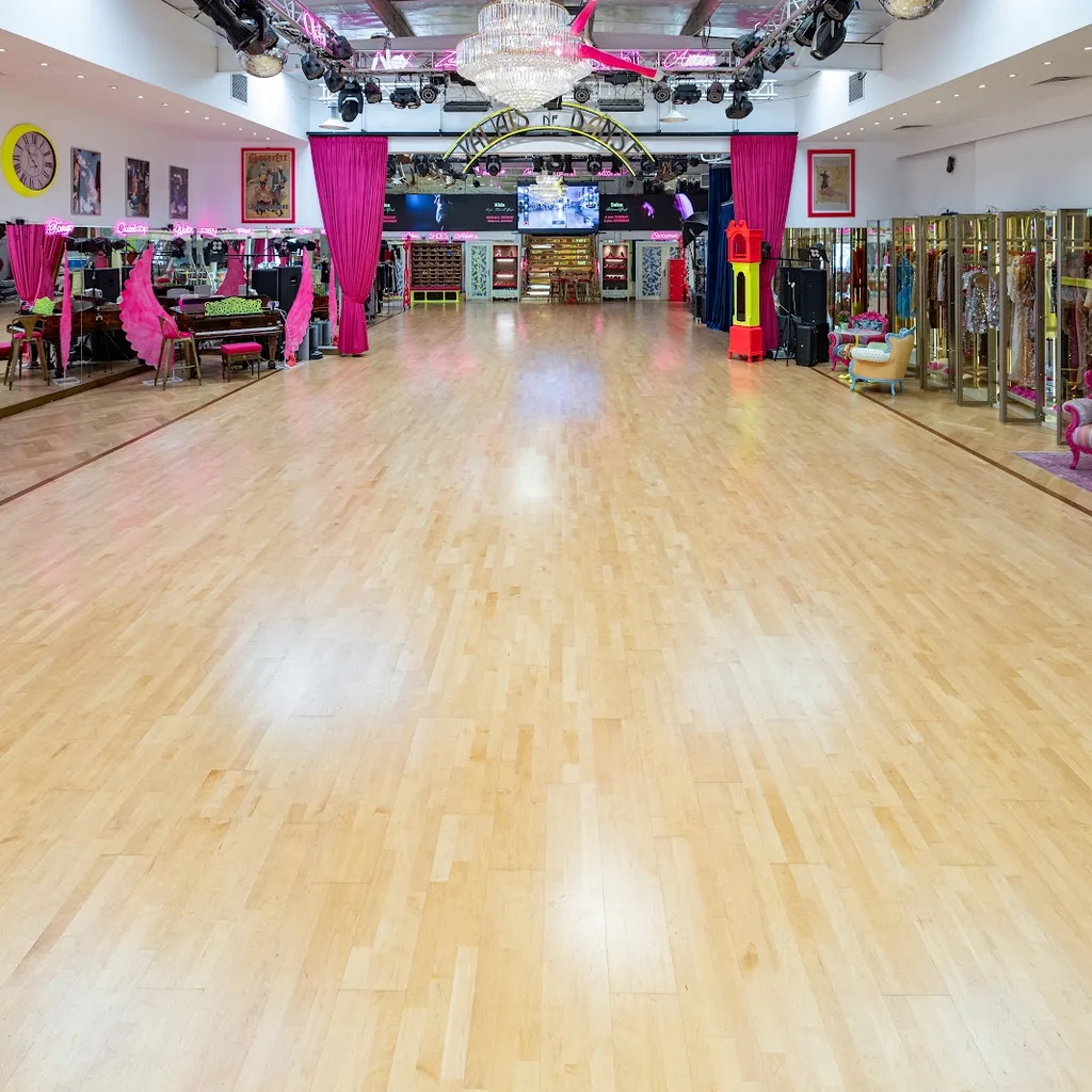 Palais de Danse Dance Studio Dubai. Dubai, Dubai Emirate