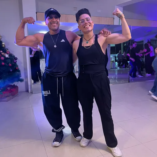 SALSA LATIN MOTION. Trujillo